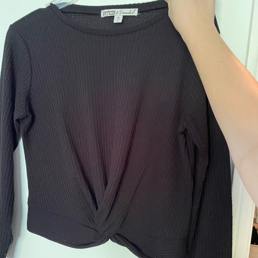 Black cropped long sleeve